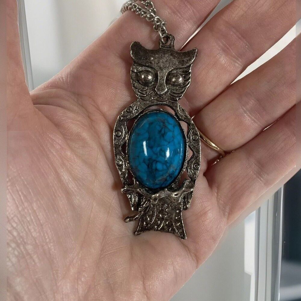 Vintage Necklace Owl Sitting On Branch Faux Turquoise Blue Stone Silver tone 15”